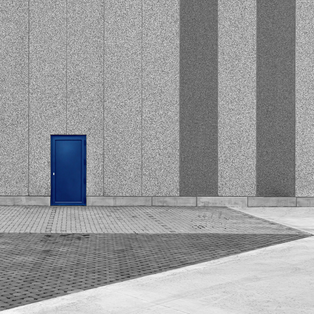 Blaue Tür von Luc Vangindertael (laGrange)