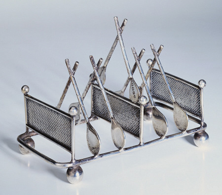 A Silver Plated Six Division Novelty Tennis Toast Rack, Circa 1902 von 