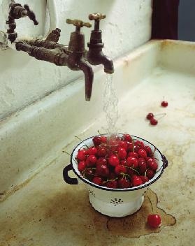 Washing cherries 1988