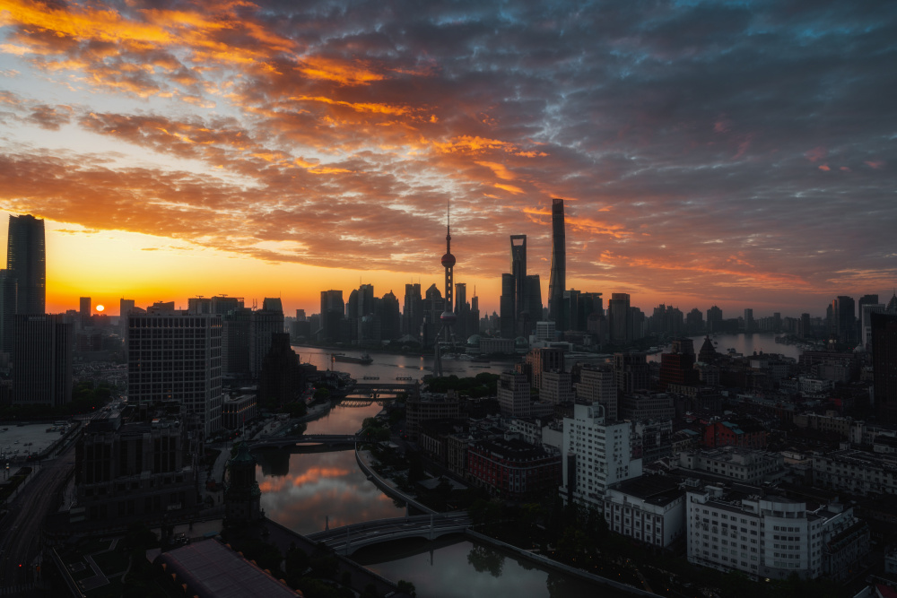 Brennender Morgen in Shanghai von Steve Zhang